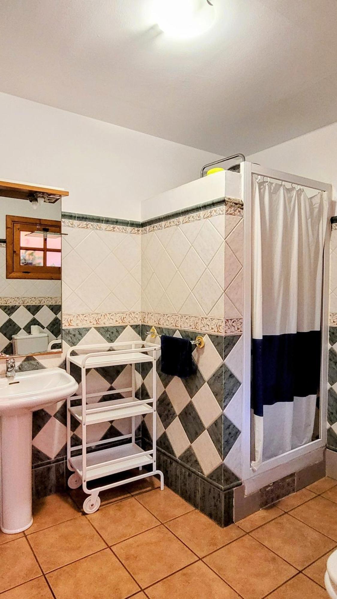 Eden Guesthouse Sardina Екстер'єр фото