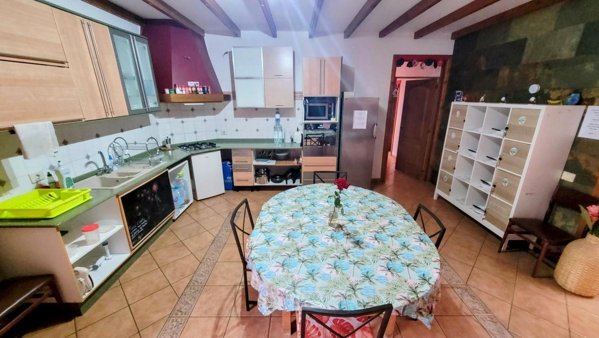 Eden Guesthouse Sardina Екстер'єр фото